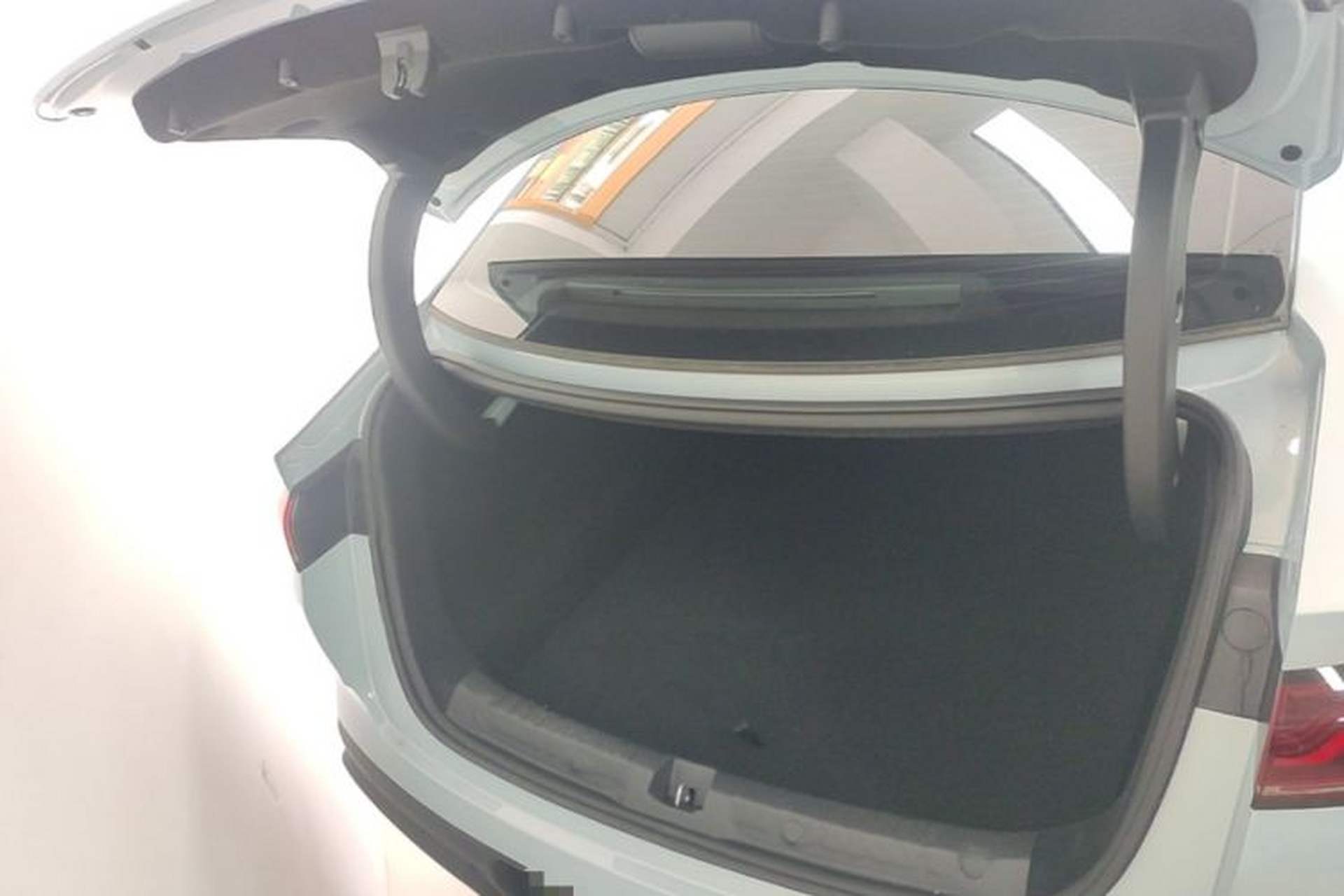 Used BYD Qin L 2024 DM-i 120KM Beyond Model Trunk