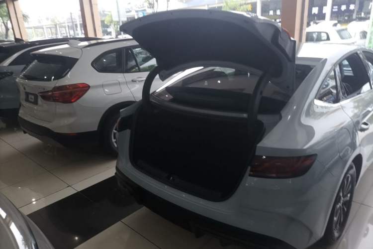 Used BYD Qin L 2024 DM-i 80KM Leading Model Trunk