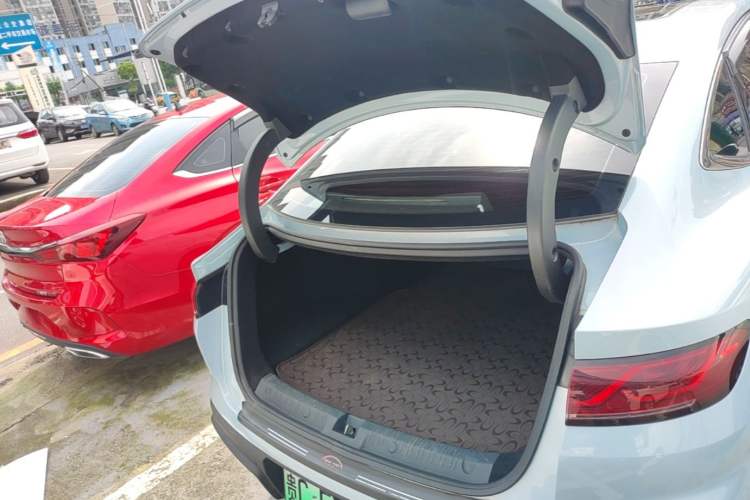 Used BYD Qin L 2024 DM-i 120KM Leading Model Trunk