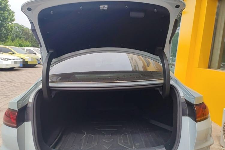 Used BYD Qin L 2024 DM-i 80KM Beyond Model Trunk