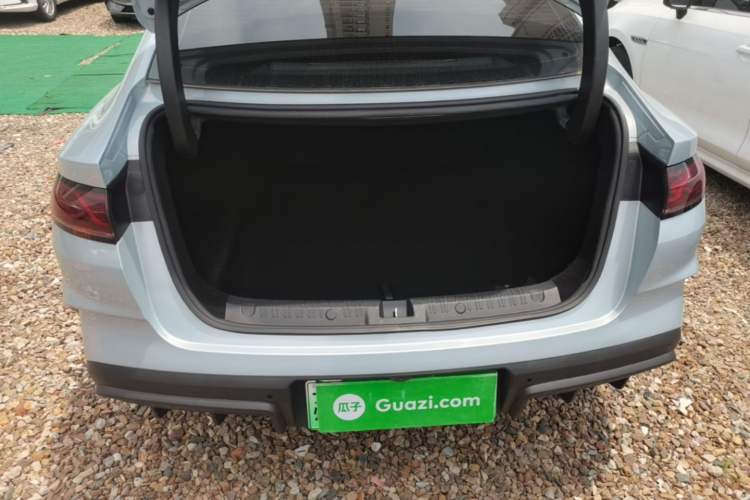 Used BYD Qin L 2024 DM-i 120KM Leading Model Trunk