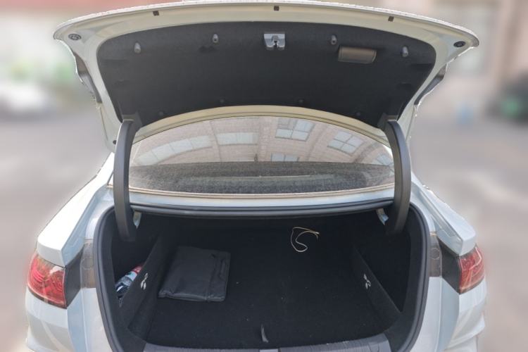 Used BYD Qin L 2024 DM-i 80KM Beyond Model Trunk