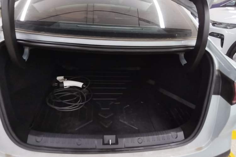 Used BYD Qin L 2024 DM-i 80KM Leading Model Trunk
