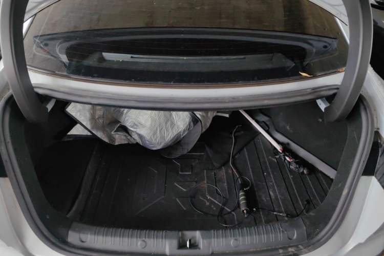 Used BYD Qin L 2024 DM-i 80KM Leading Model Trunk