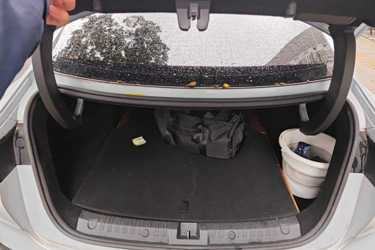 Used BYD Qin L 2024 DM-i 80KM Beyond Model Trunk