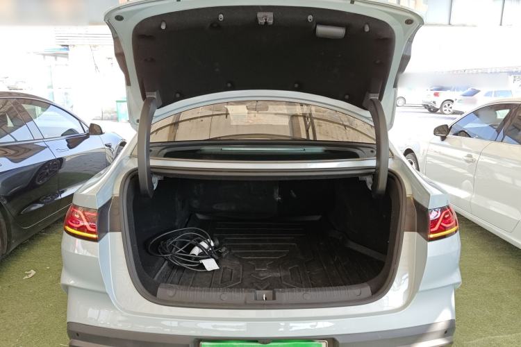 Used BYD Qin L 2024 DM-i 80KM Leading Model Trunk