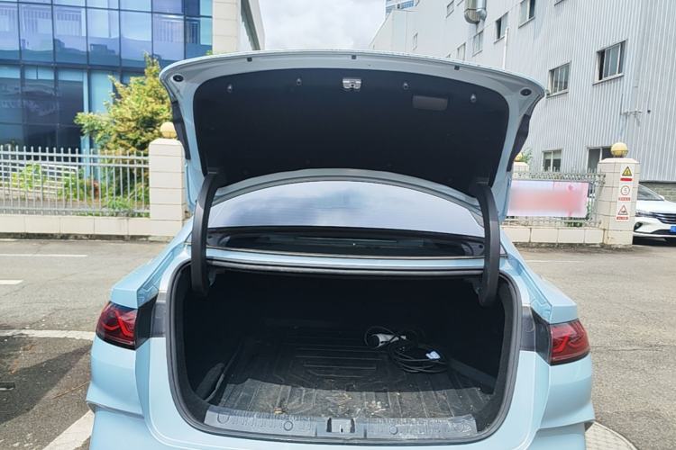 Used BYD Qin L 2024 DM-i 120KM Leading Model Trunk