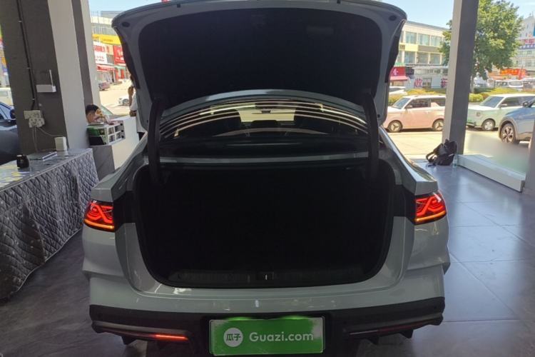 Used BYD Qin L 2024 DM-i 80KM Beyond Model Trunk