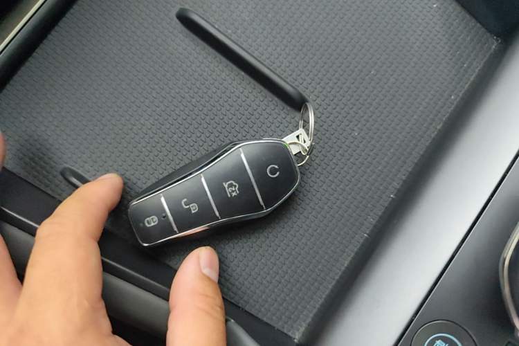 Used BYD Qin L 2024 DM-i 120KM Leading Model Vehicle Key