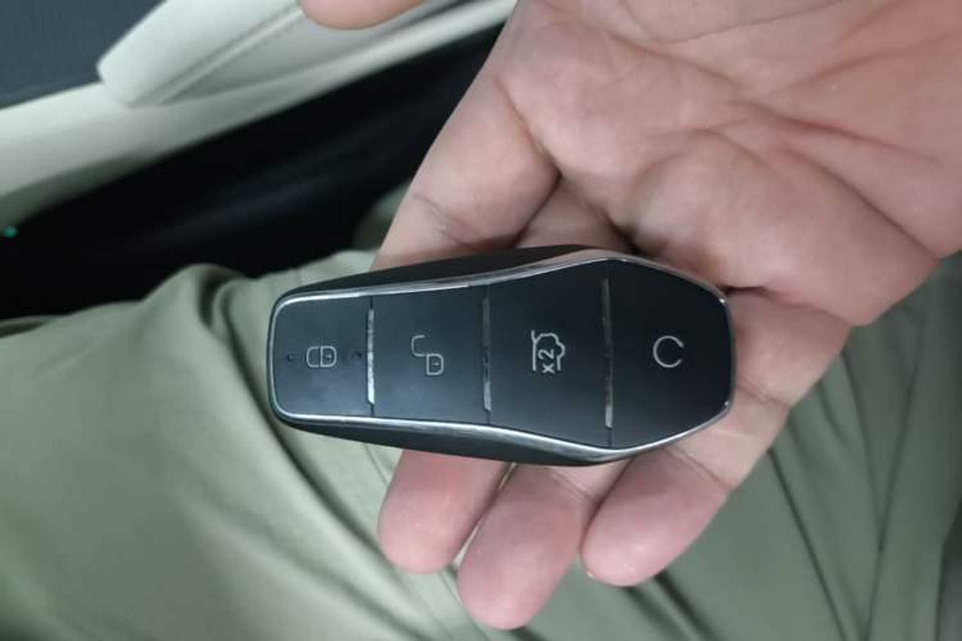 Used BYD Qin L 2024 DM-i 80KM Beyond Model Vehicle Key