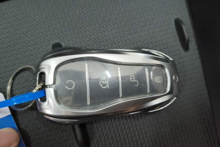 Used BYD Qin L 2024 DM-i 80KM Beyond Model Vehicle Key