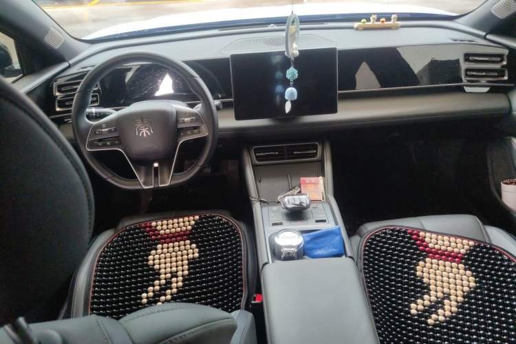 Used BYD Qin L 2024 DM-i 120KM Leading Model Center Console