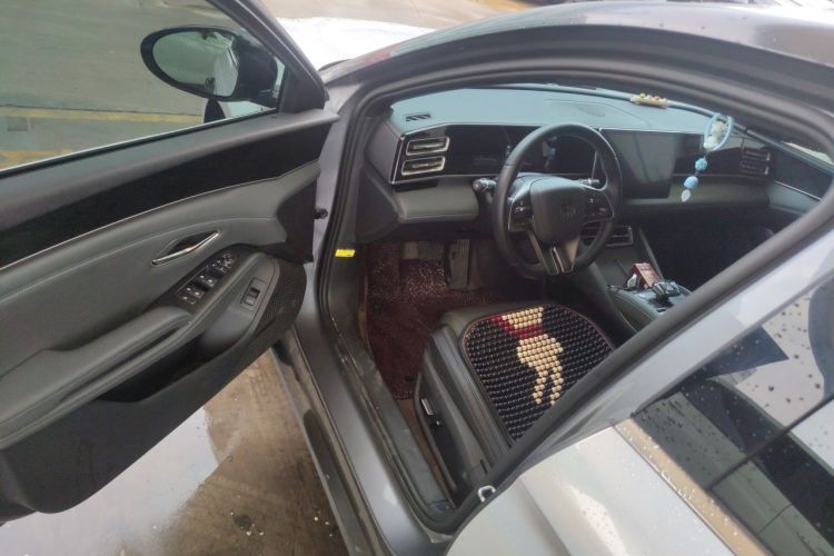 Used BYD Qin L 2024 DM-i 120KM Leading Model Driver Seat