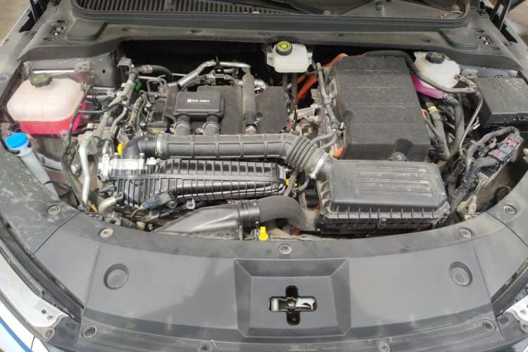 Used BYD Qin L 2024 DM-i 120KM Leading Model Engine Bay
