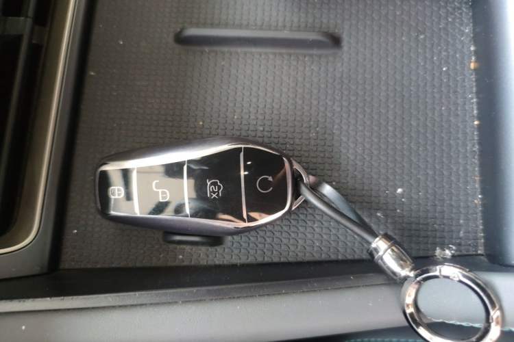 Used BYD Qin L 2024 DM-i 120KM Leading Model Vehicle Key