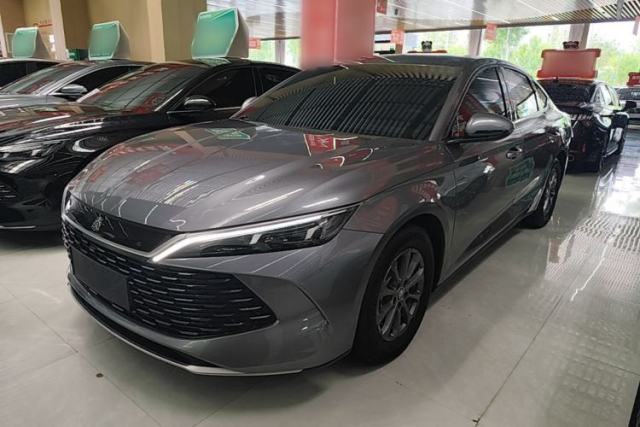 Ojetý BYD Qin L 2024 DM-i 80KM Leading Model
