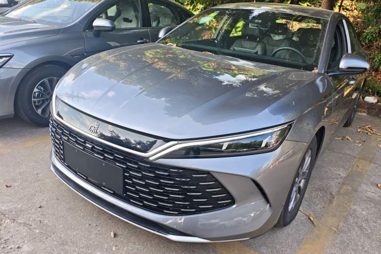 BYD Qin L 2024 DM-i 80KM Leading Model