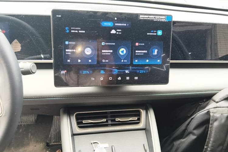 Used BYD Qin L 2024 DM-i 80KM Beyond Model Audio And AC Panel