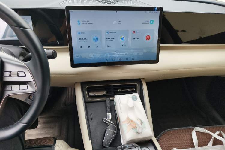 Used BYD Qin L 2024 DM-i 120KM Beyond Model Audio And AC Panel