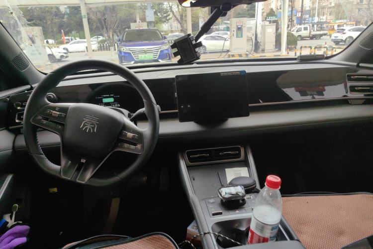 Used BYD Qin L 2024 DM-i 80KM Leading Model Center Console