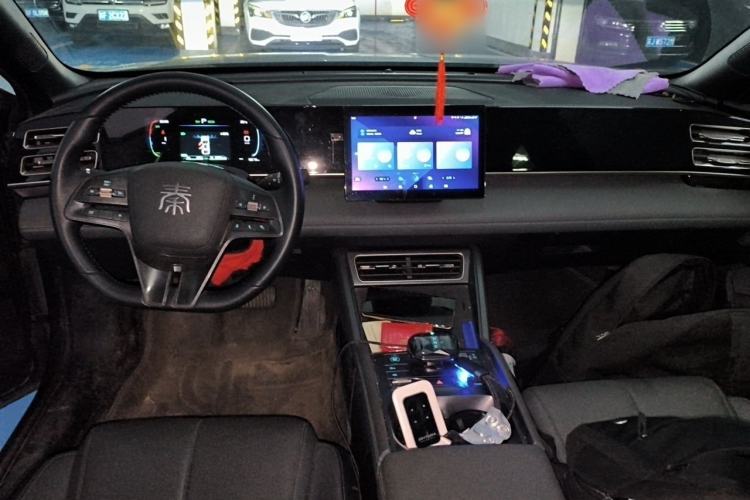 Used BYD Qin L 2024 DM-i 80KM Leading Model Center Console