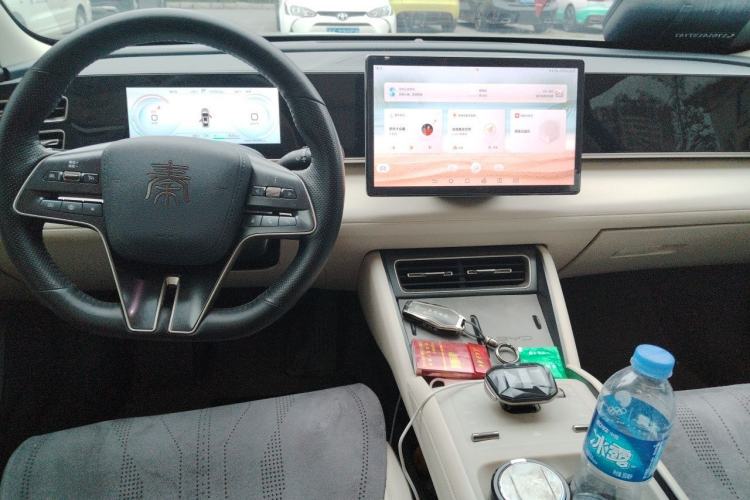 Used BYD Qin L 2024 DM-i 120KM Leading Model Center Console