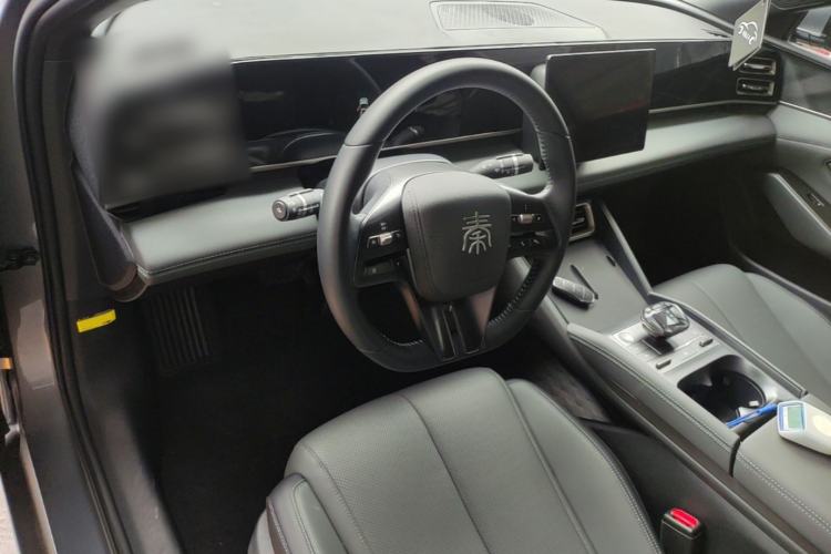 Used BYD Qin L 2024 DM-i 80KM Leading Model Center Console
