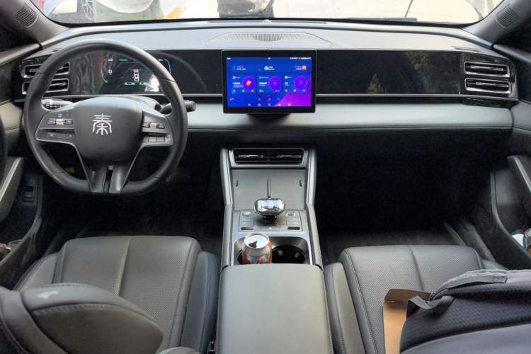 Used BYD Qin L 2024 DM-i 80KM Leading Model Center Console