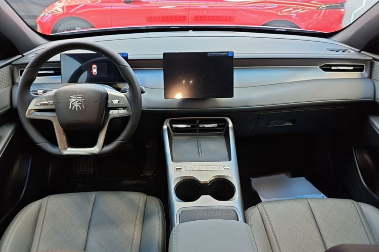 Used BYD Qin L 2024 DM-i 80KM Leading Model Center Console