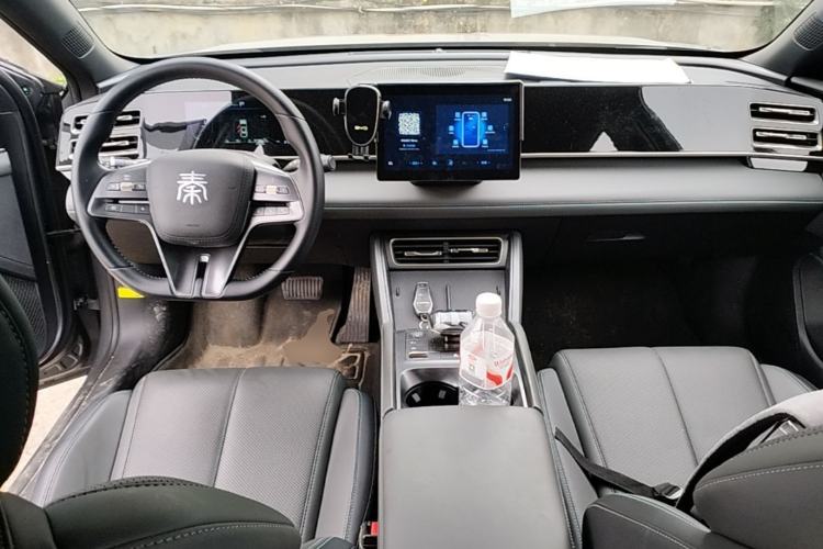 Used BYD Qin L 2024 DM-i 80KM Leading Model Center Console