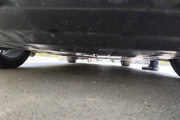Used BYD Qin L 2024 DM-i 120KM Excellence Model Chassis Front