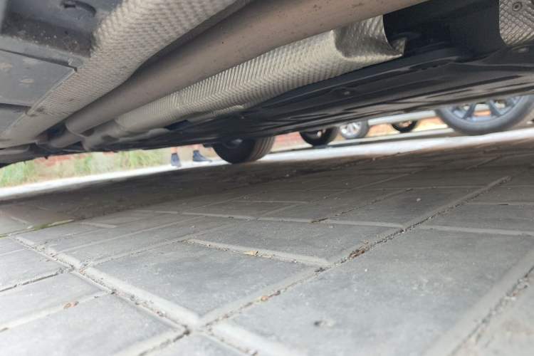 Used BYD Qin L 2024 DM-i 80KM Leading Model Chassis Front Right