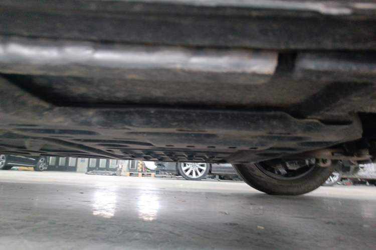 Used BYD Qin L 2024 DM-i 120KM Beyond Model Chassis Rear Left