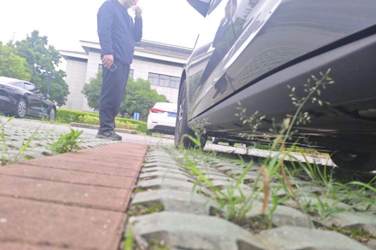 Used BYD Qin L 2024 DM-i 120KM Leading Model Chassis Rear Left