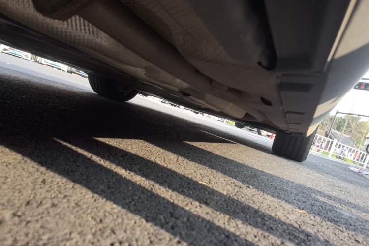 Used BYD Qin L 2024 DM-i 80KM Beyond Model Chassis Rear Right