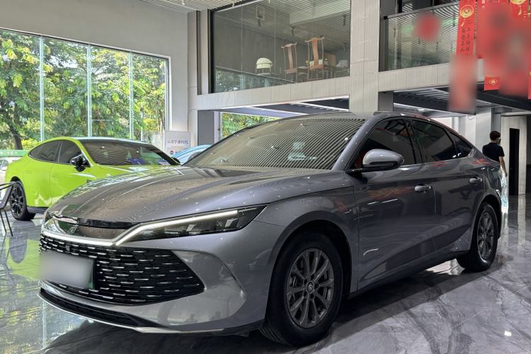 BYD Qin L 2024 DM-i 80KM Leading Model