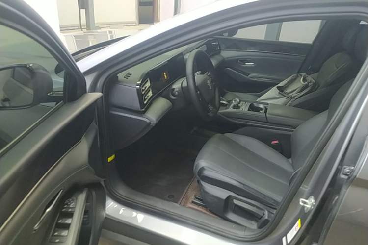 Used BYD Qin L 2024 DM-i 80KM Leading Model Driver Seat