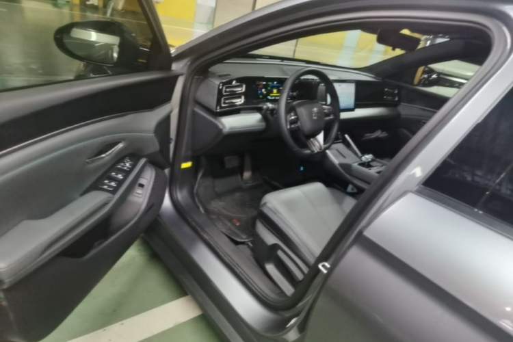 Used BYD Qin L 2024 DM-i 80KM Leading Model Driver Seat