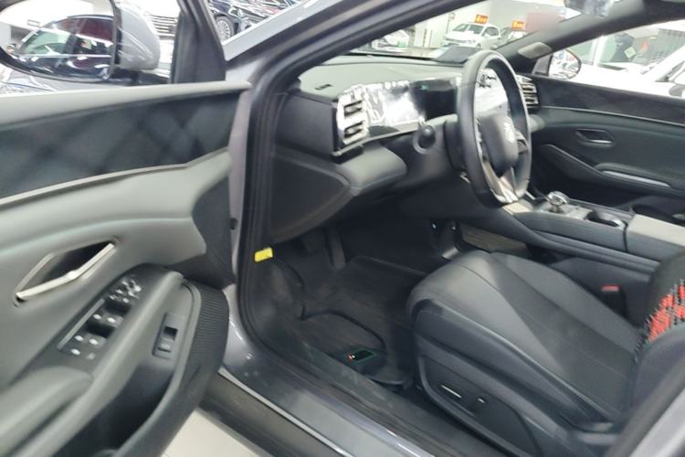 Used BYD Qin L 2024 DM-i 80KM Beyond Model Driver Seat