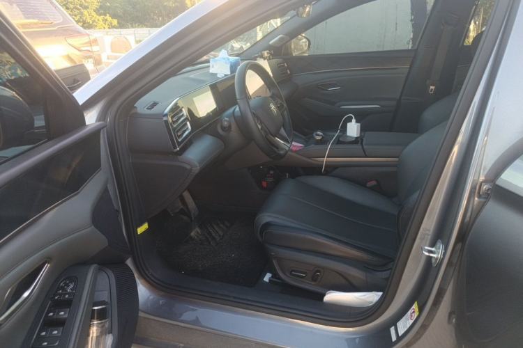Used BYD Qin L 2024 DM-i 80KM Beyond Model Driver Seat