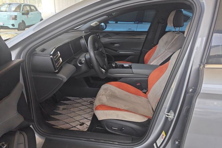 Used BYD Qin L 2024 DM-i 80KM Beyond Model Driver Seat