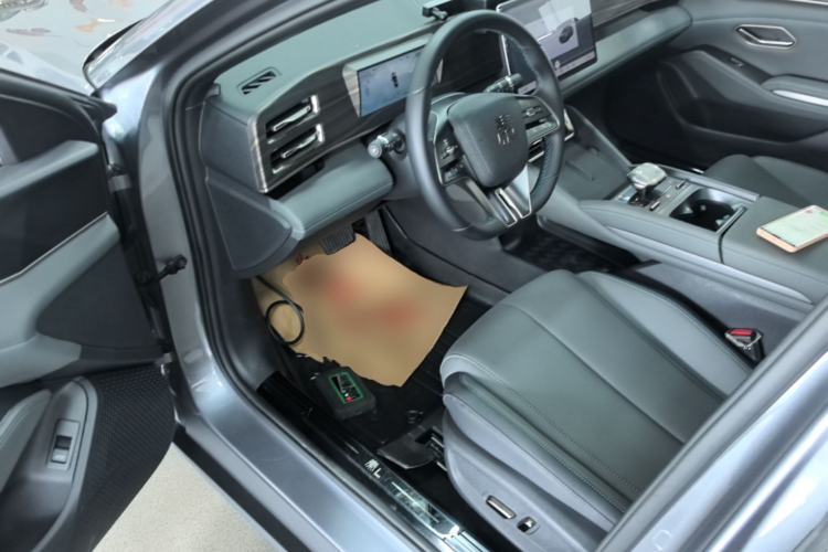 Used BYD Qin L 2024 DM-i 120KM Beyond Model Driver Seat
