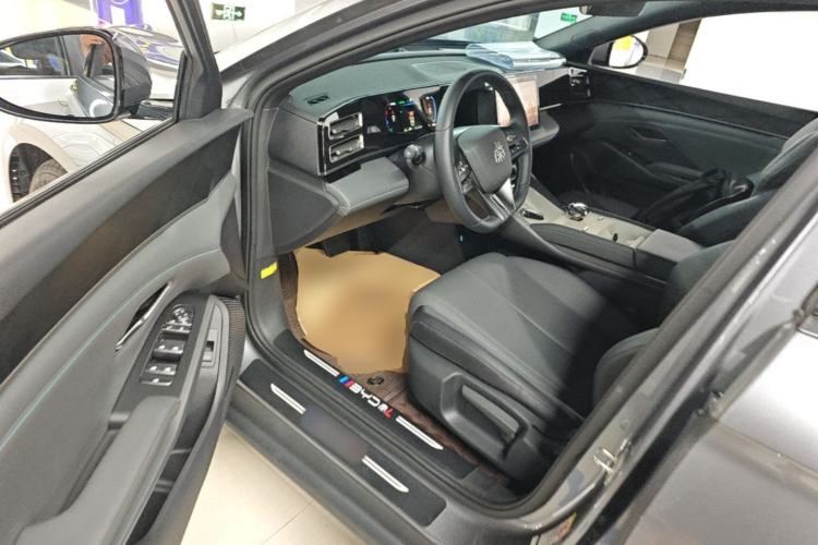 Used BYD Qin L 2024 DM-i 80KM Leading Model Driver Seat