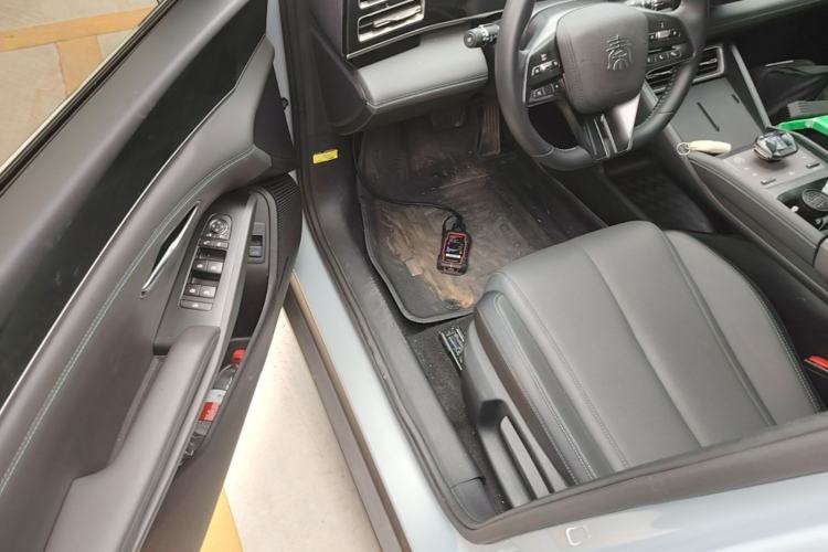 Used BYD Qin L 2024 DM-i 80KM Leading Model Driver Seat