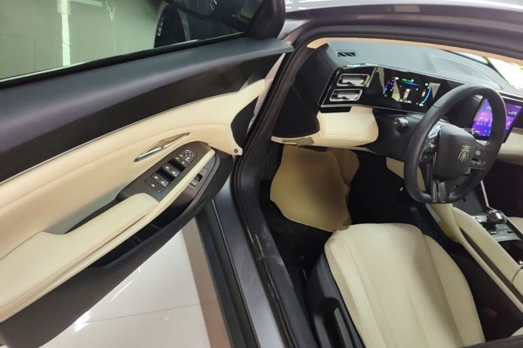 Used BYD Qin L 2024 DM-i 80KM Leading Model Driver Seat