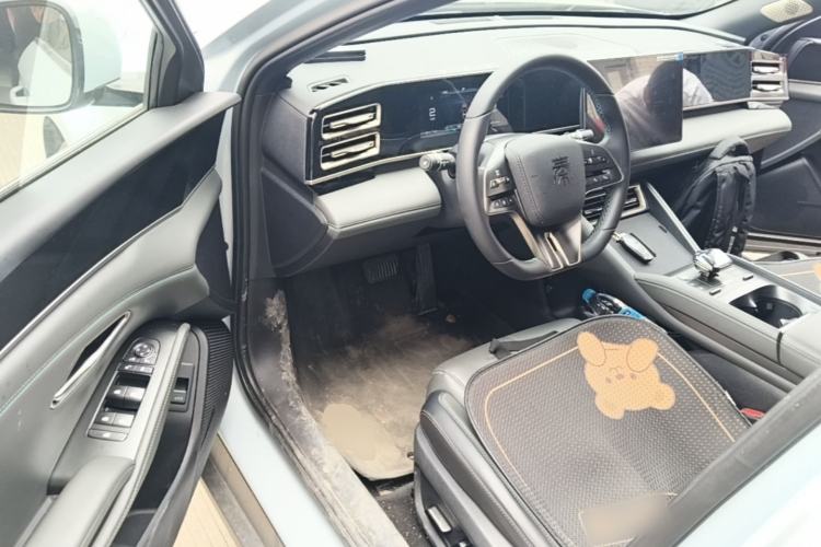 Used BYD Qin L 2024 DM-i 80KM Beyond Model Driver Seat