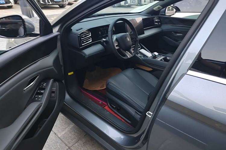Used BYD Qin L 2024 DM-i 80KM Beyond Model Driver Seat