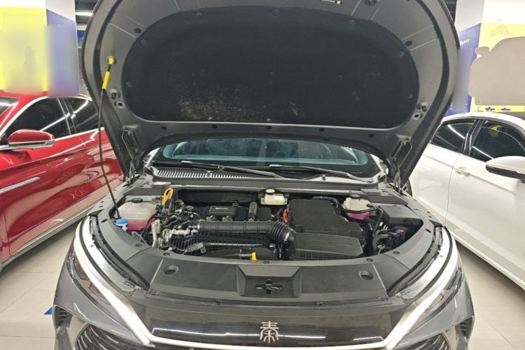 Used BYD Qin L 2024 DM-i 80KM Beyond Model Engine Bay