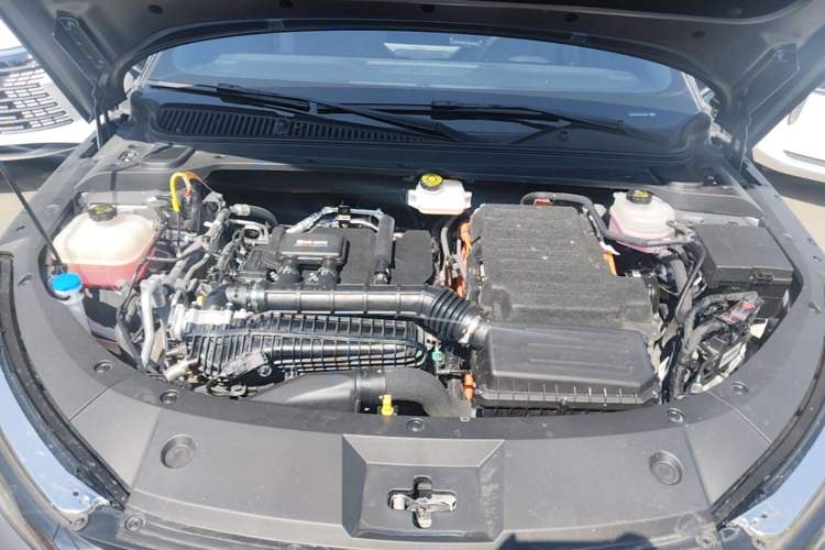 Used BYD Qin L 2024 DM-i 80KM Leading Model Engine Bay