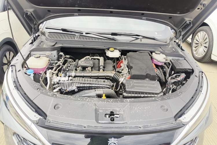 Used BYD Qin L 2024 DM-i 120KM Beyond Model Engine Bay